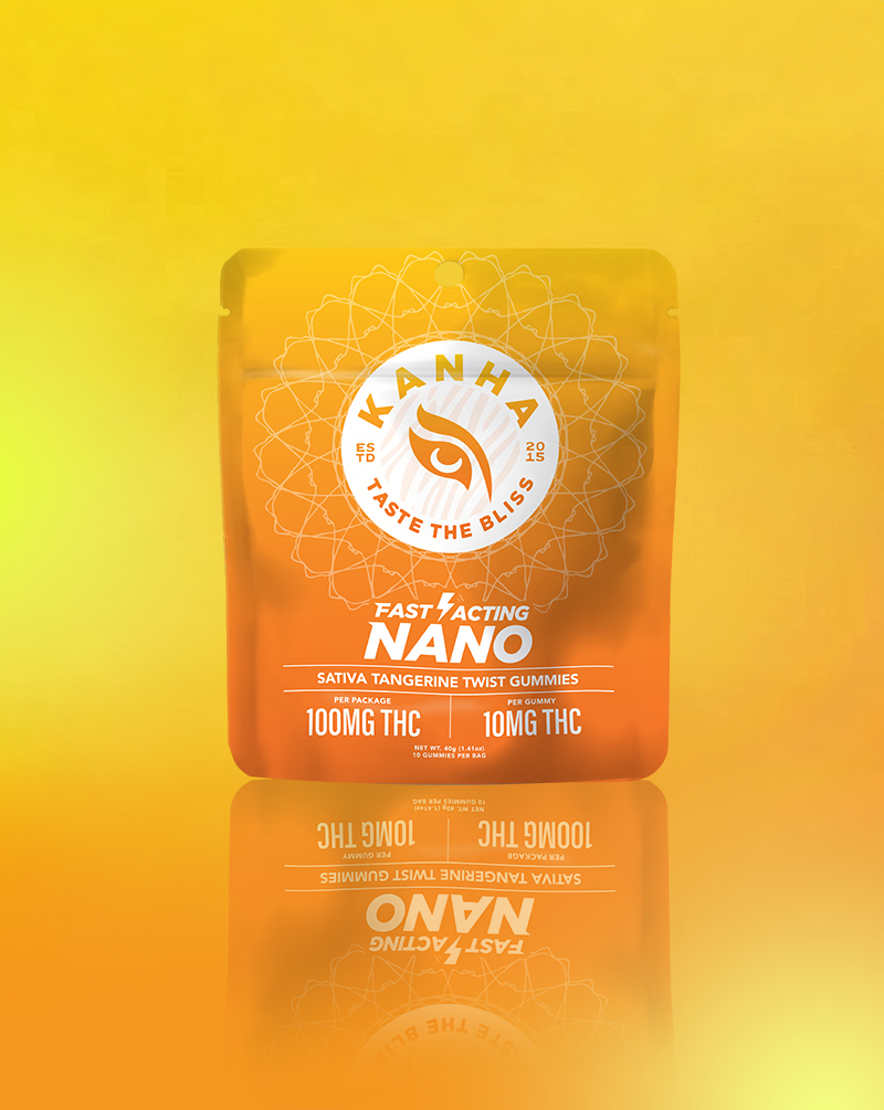 Photograph of product: Kanha Tangerine Twist Sativa Gummies