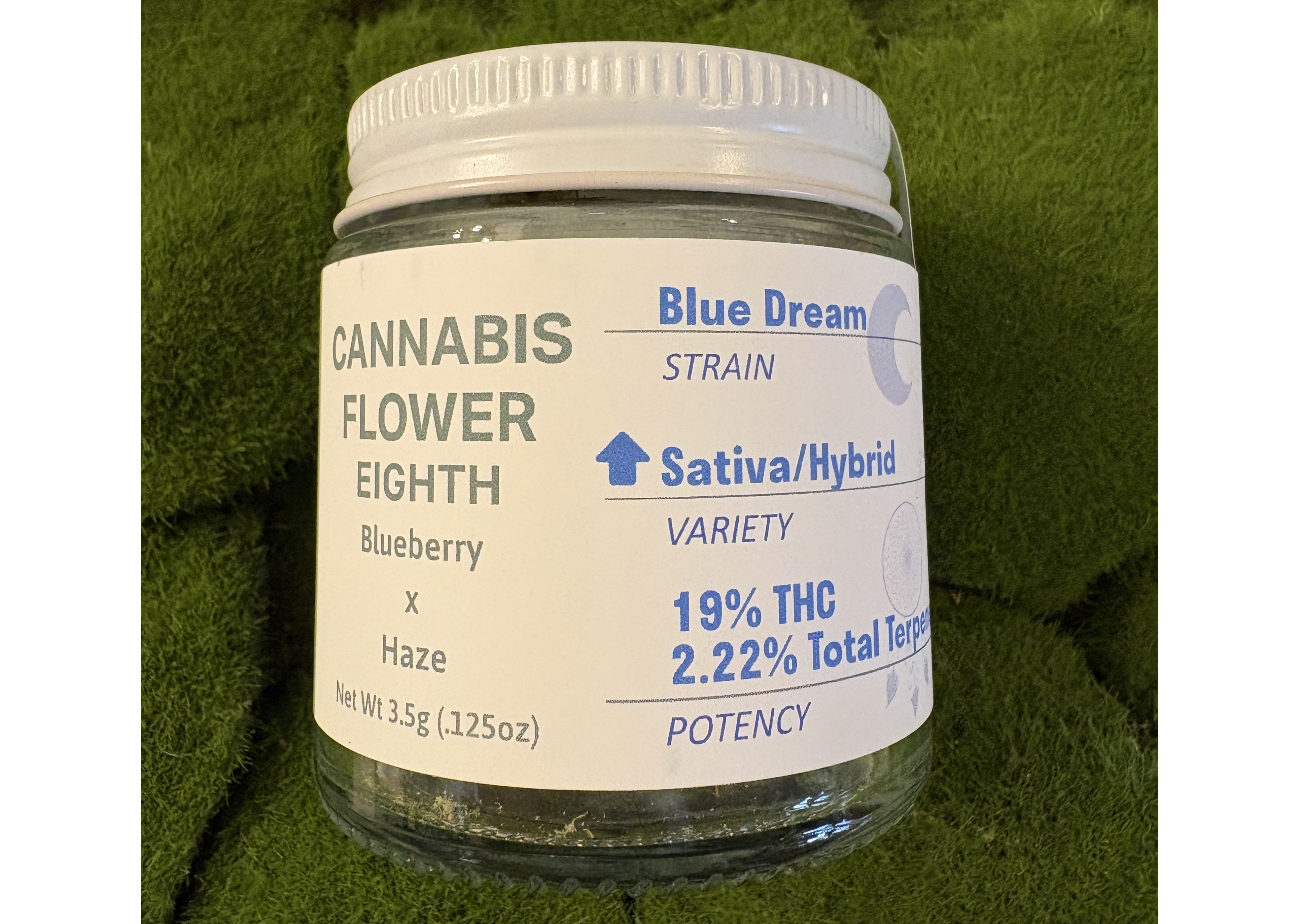 Photograph of product: Pre Pack | Blue Dream | The Clean Oui'd Company - 3.5g