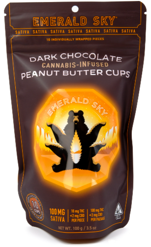 Photograph of product: Emerald Sky Dark Chocolate Peanut Butter Cups Oui'd 10Pk 100mg