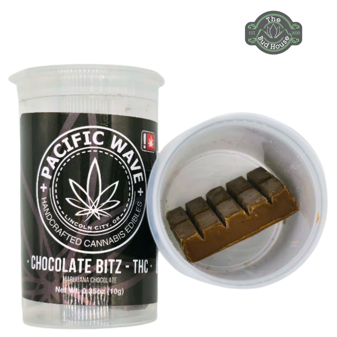 Photograph of product: Pacific Wave 100mg SMORES Chocolate Bitz