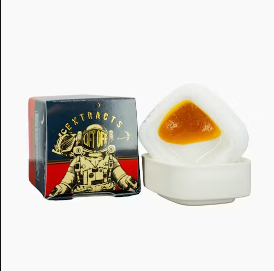 Photograph of product: LIFT OFF ZERO GRAVITY LIVE RESIN BLONDE BADDER 1G