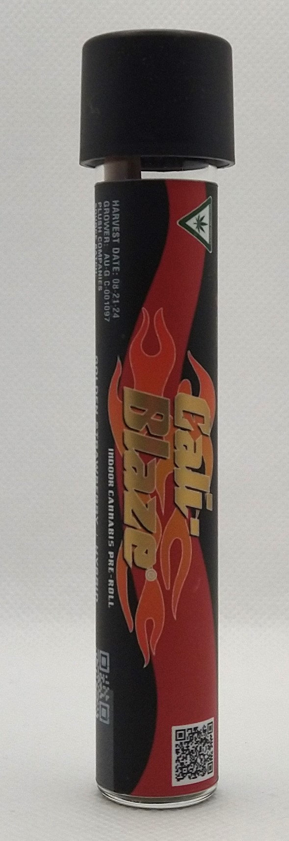 Photograph of product: Cali-Blaze | Golden Strawberry | Pre-roll Oui'd