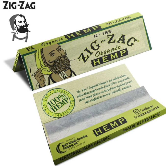 Photograph of product: Acessories | Zig-Zag 1 1/4 Organic Hemp Paper Booklet