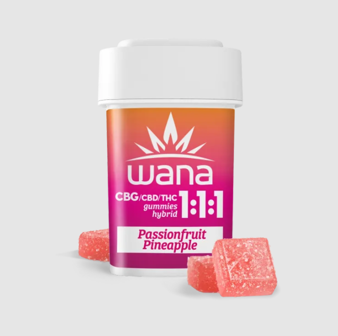 Photograph of product: Classic Passionfruit Pineapple Gummies 100mg (10-Pack | 10mg Each)