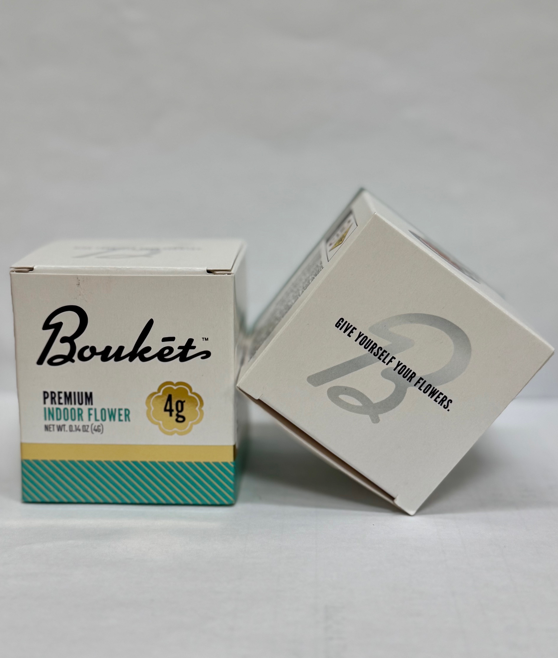 Photograph of product: Bouket | Ethanol #33 | Hybrid | Flower | 4g
