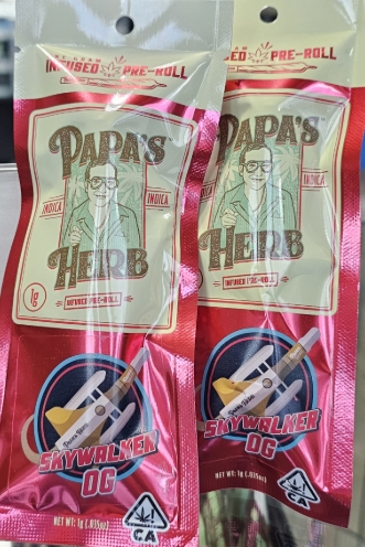 Photograph of product: Papa's Herb | Skywalker OG | (I) Infused Blunt (1g),