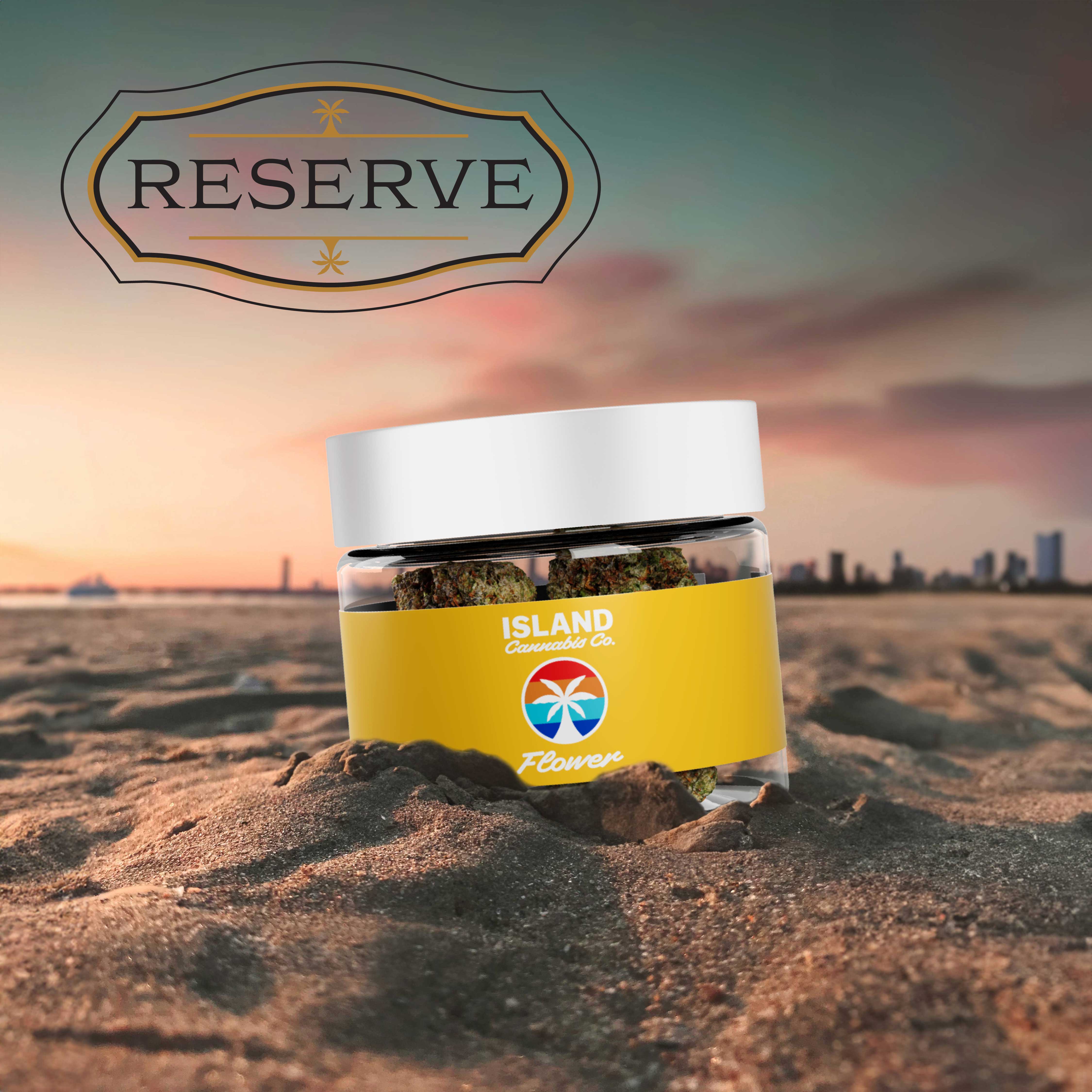 Photograph of product: Reserve Lemon Fatman Whole Flower 3.5g
