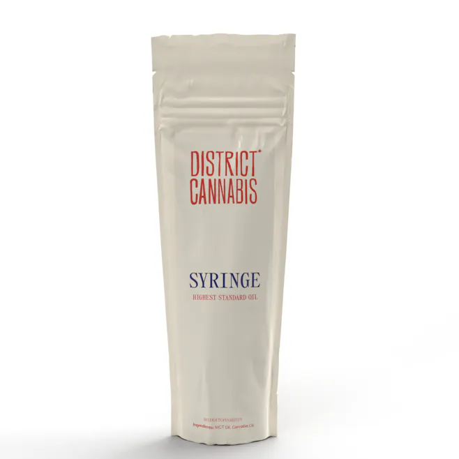 Photograph of product: DISTRICT OUID! | SYRINGE | 5ML RSO 2500MG TH-oui