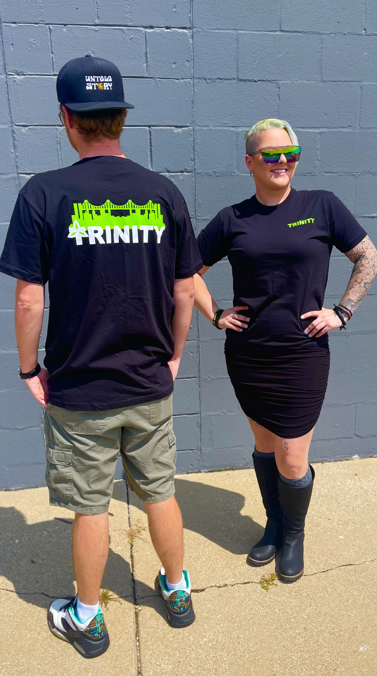 Photograph of product: Trinity Black Cityscape T-shirt XL