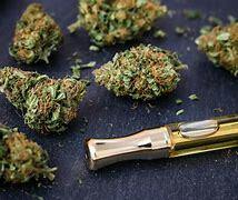 Photograph of product: STRAWBERRY BANANA .5G CRT CART