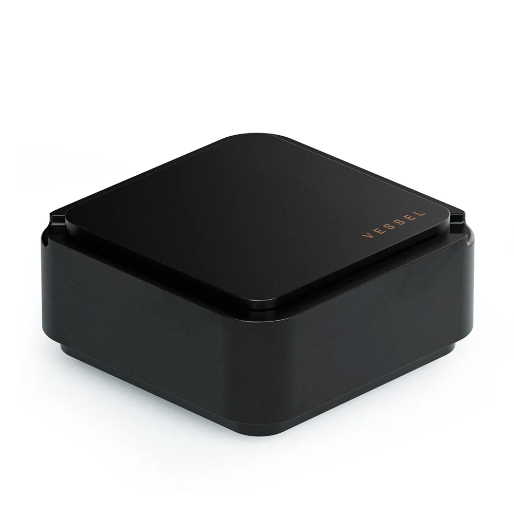 Photograph of product: Ash | Black