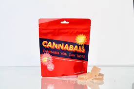 Photograph of product: CANNABALS | Gummy 10 Pack | Strawberry Lemonade I 100mg