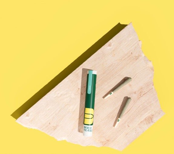 Photograph of product: Chocolate Cherry OG | Pre-Roll | 1g