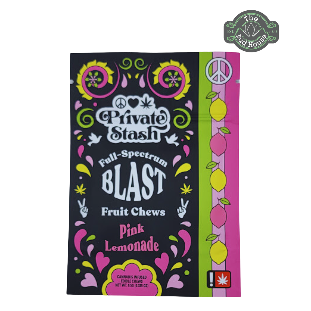 Photograph of product: Blast 2pk PINK LEMONADE 100mg Fruit Chews