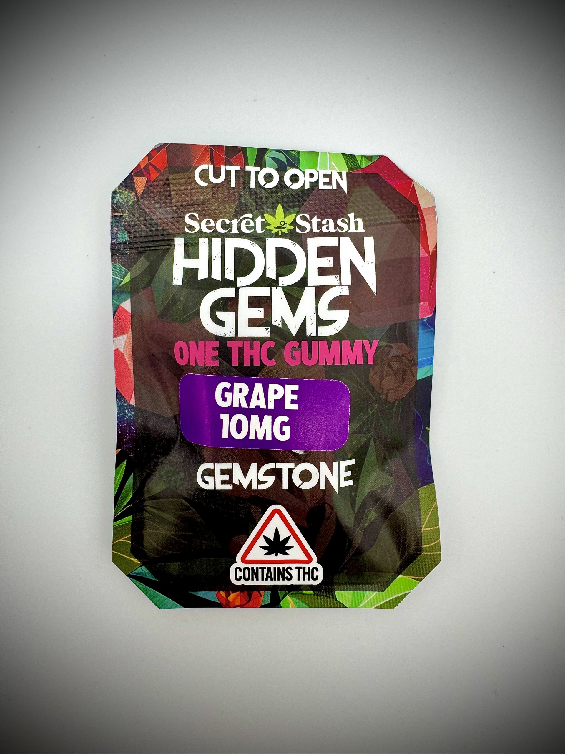 Photograph of product: Hidden Gems 10mg | Grape | Solo Gummy