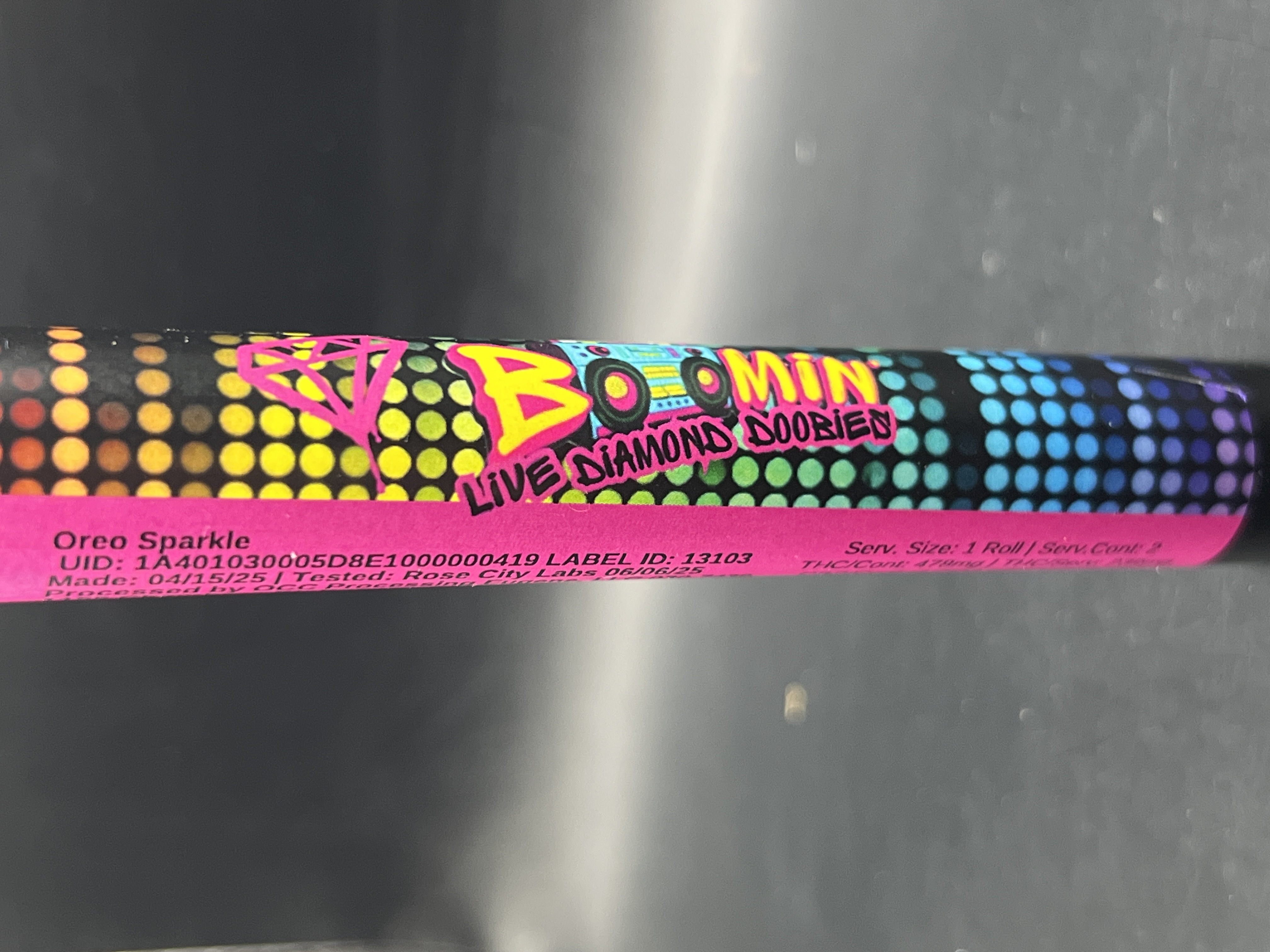 Photograph of product: Boomin' Live Diamond Doobies  'Oreo Sparkle Infused Pre-roll 2 Pack