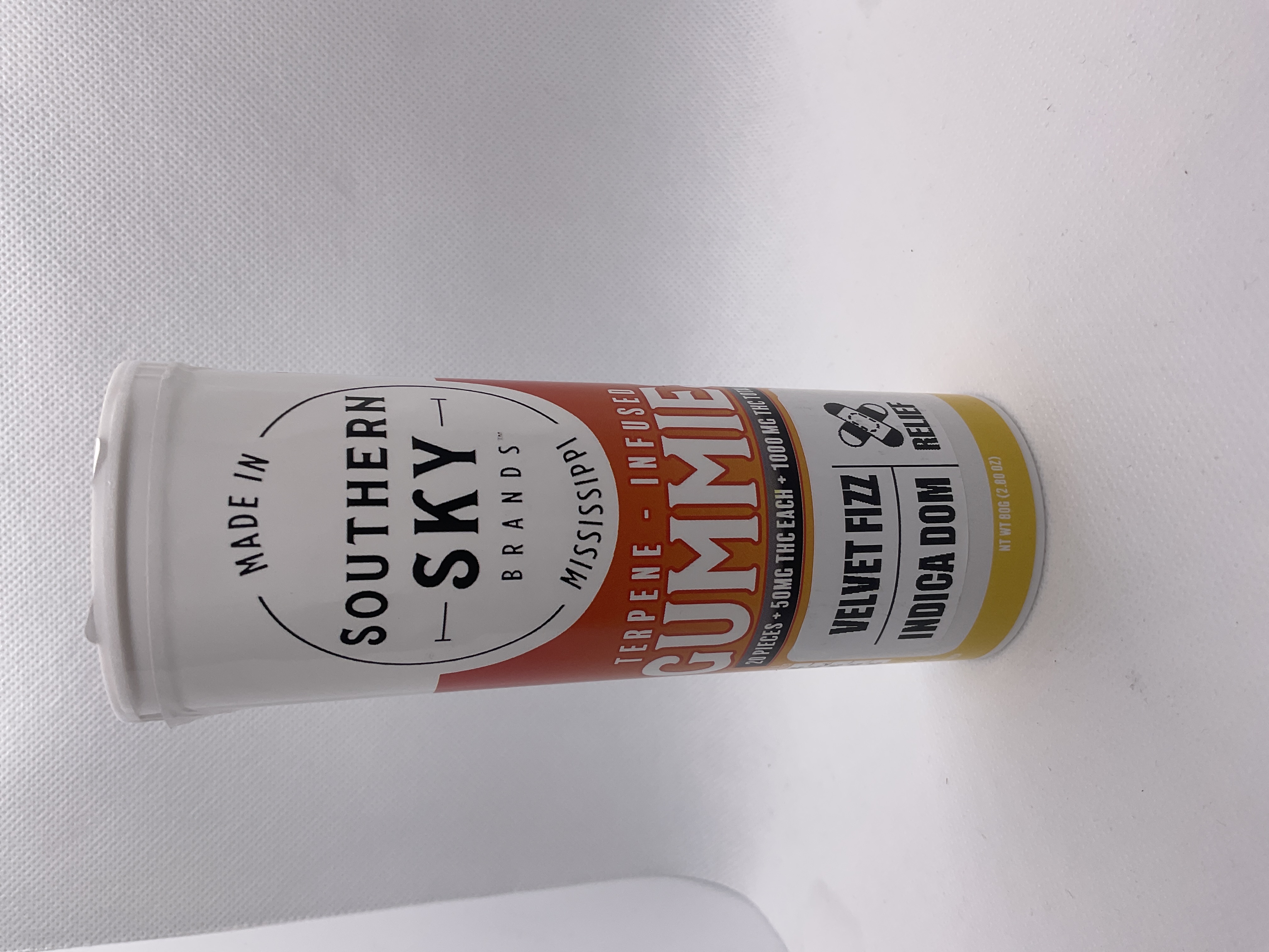 Photograph of product: Southern Sky | 1000mg | Velvet Fizz | Terpene-Infused Gummies