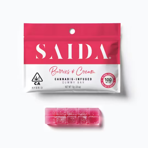 Photograph of product: Berries & Cream 100mg Gummy Bar Saida