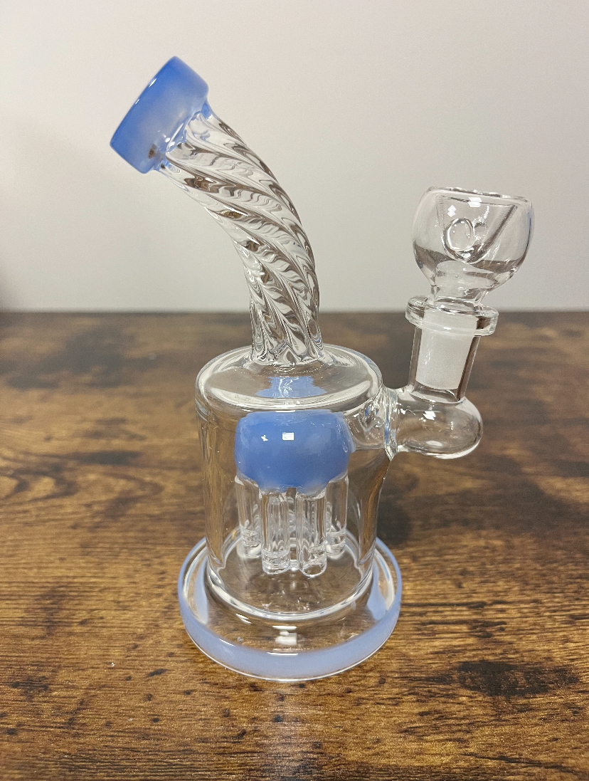 Photograph of product: 6" Twisted Showerhead Water Pipe