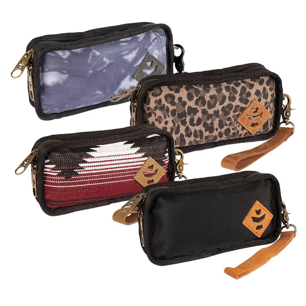 Photograph of product: Gordito Pipe Smell Proof Pouch | Assorted Colors