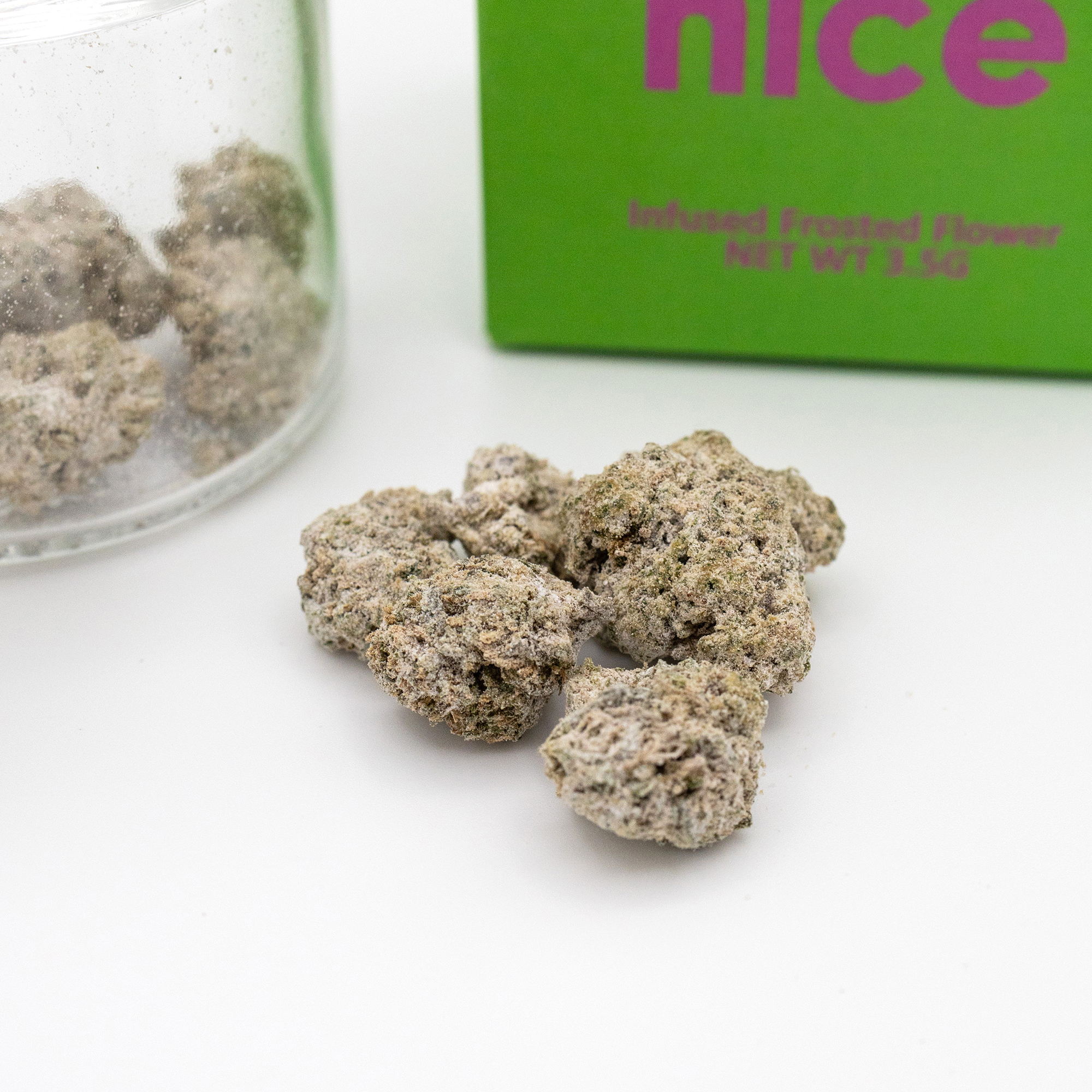 Photograph of product: Silly Nice | Frosted Flower | 3.5g