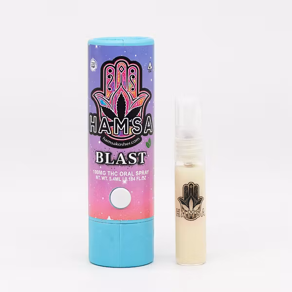 Photograph of product: Blast - Oral TH-oui Spray Mint