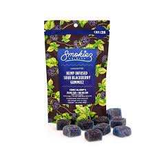 Photograph of product: Smokiez | Sour Blackberry | Fruit Chews | 200mg
