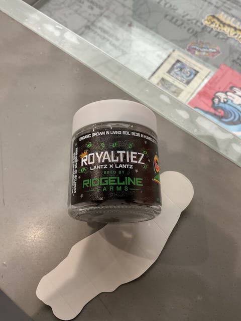 Photograph of product: Royaltiez 8th - 