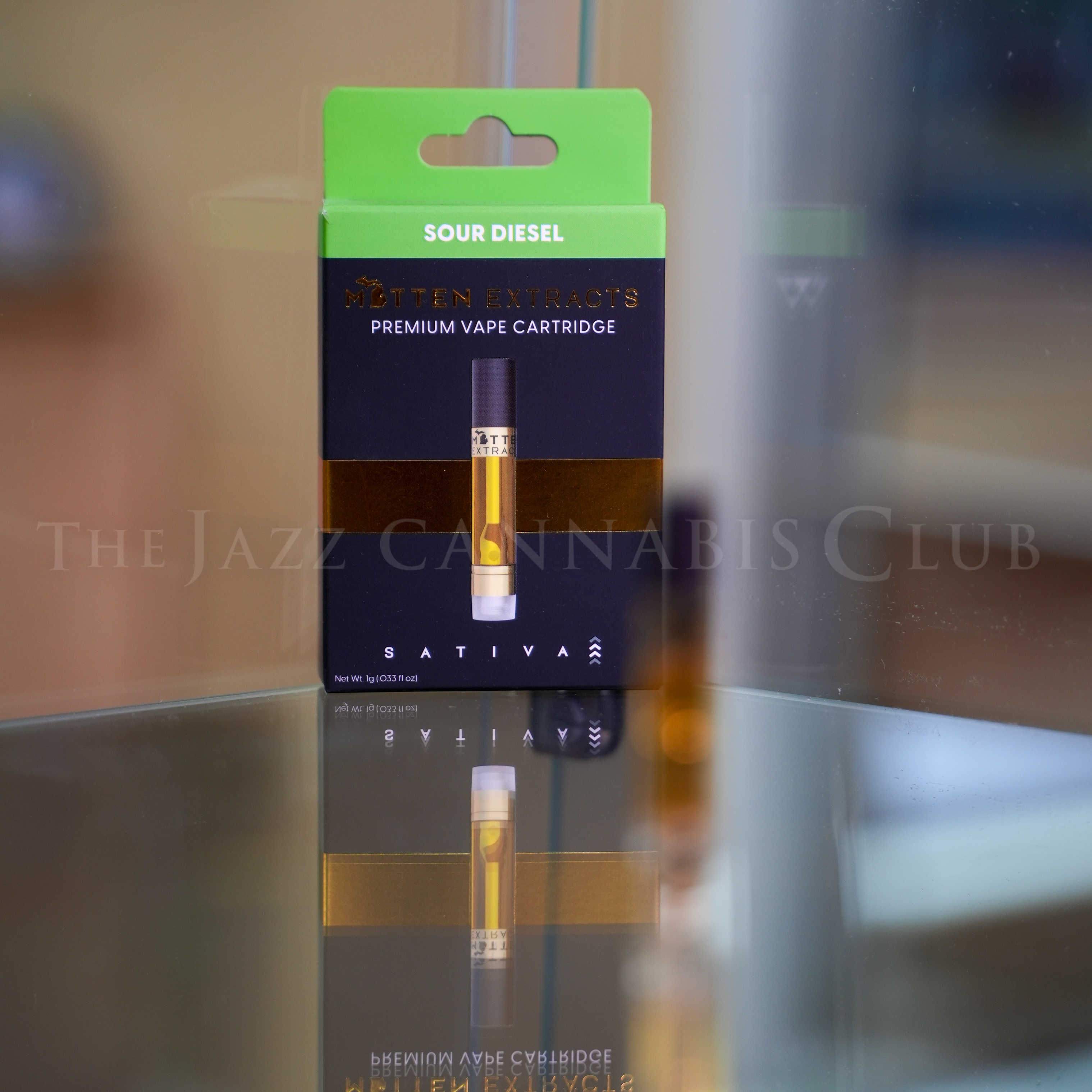 Photograph of product: Mitten Extracts - Sour Diesel - Vape Cart