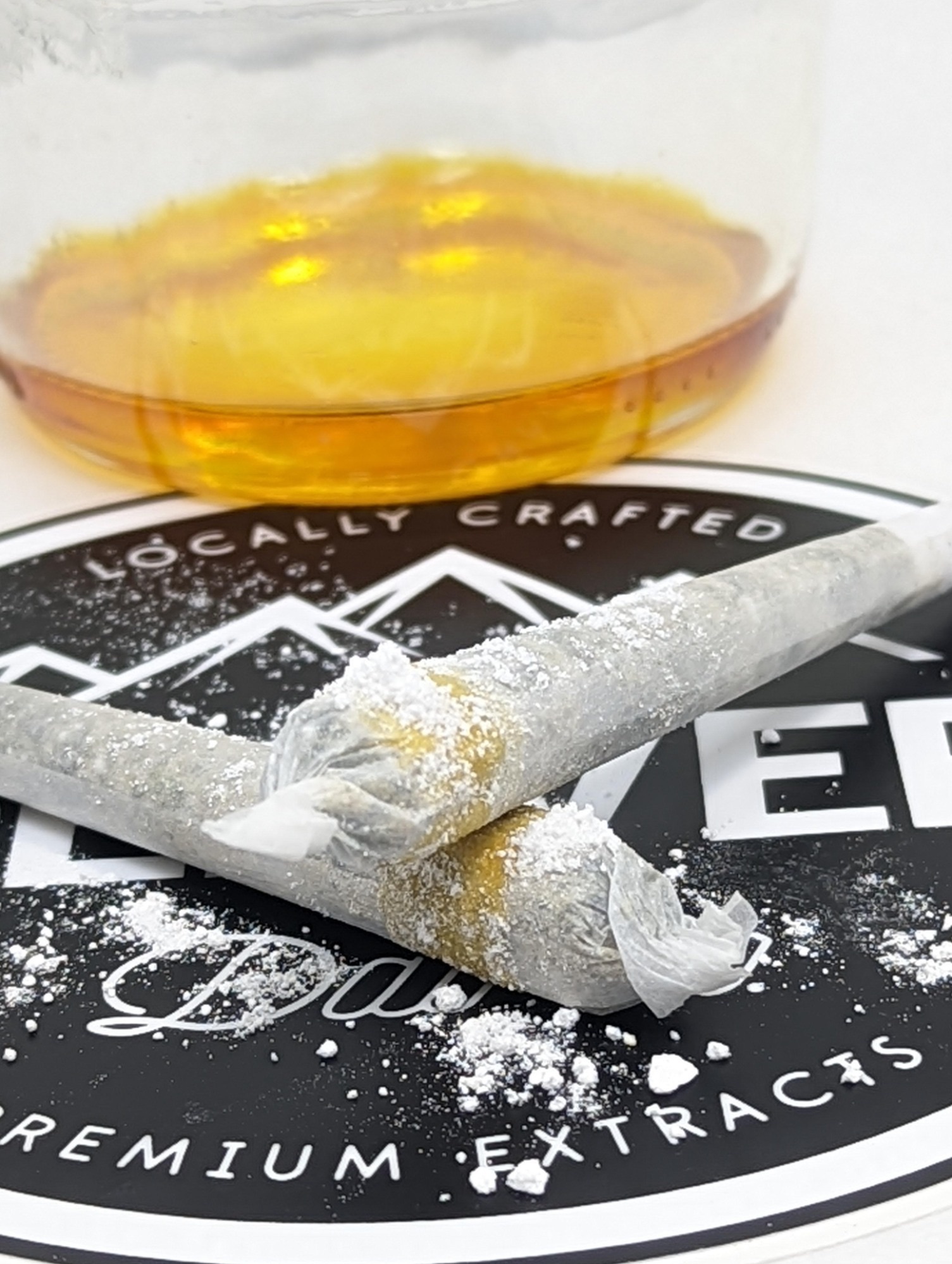 Photograph of product: Red Runtz (H) - Live Diamond Pre-Roll - Denver Dab Co.