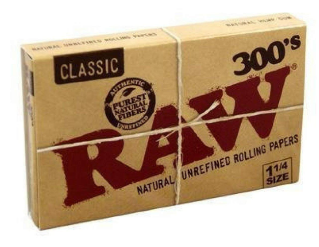 Photograph of product: Raw - Papers - 300s - 1 1/4