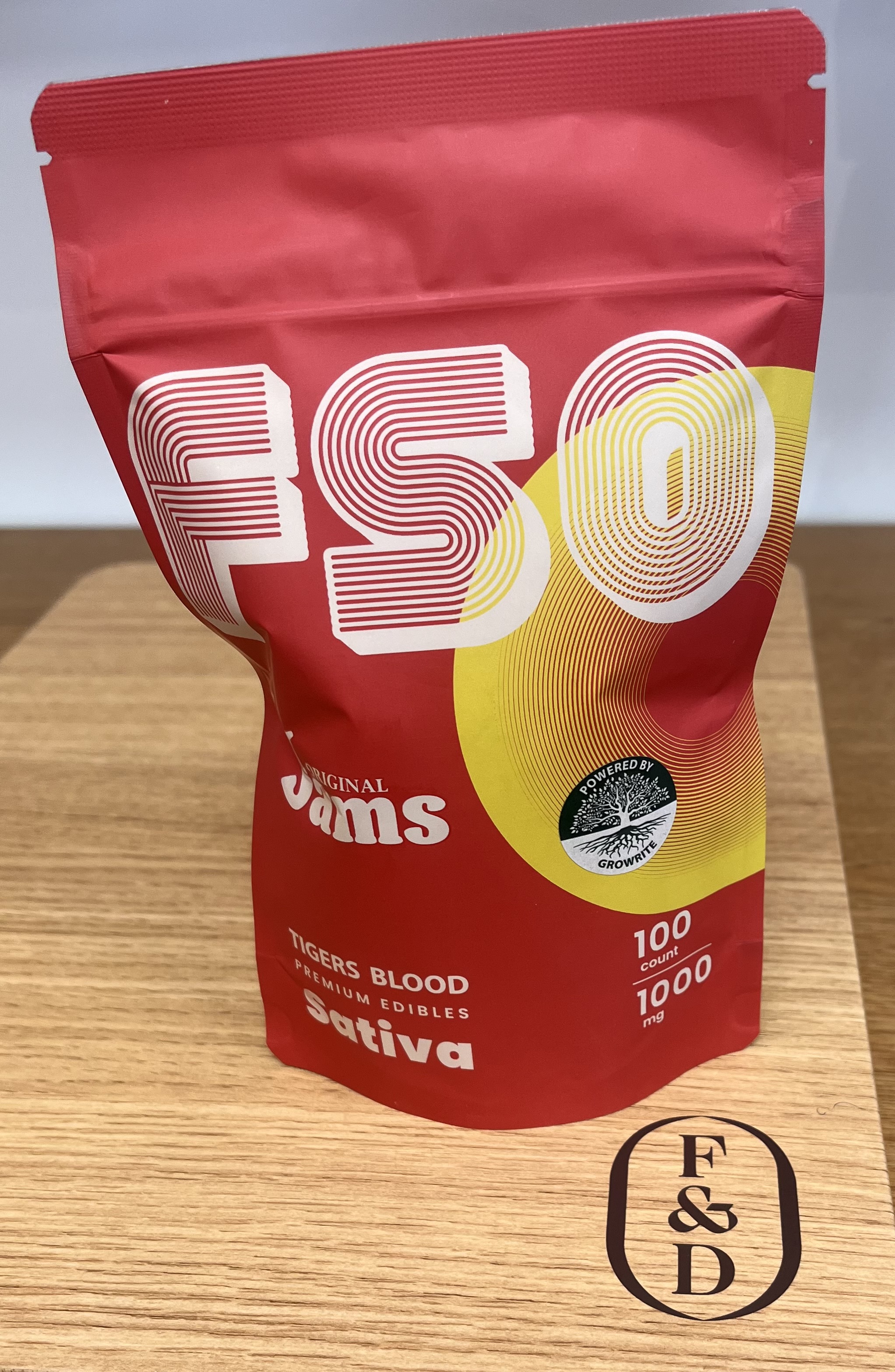 Photograph of product: JAMS - Tiger's Blood Oui'd Full Spec Gummies (1000mg)