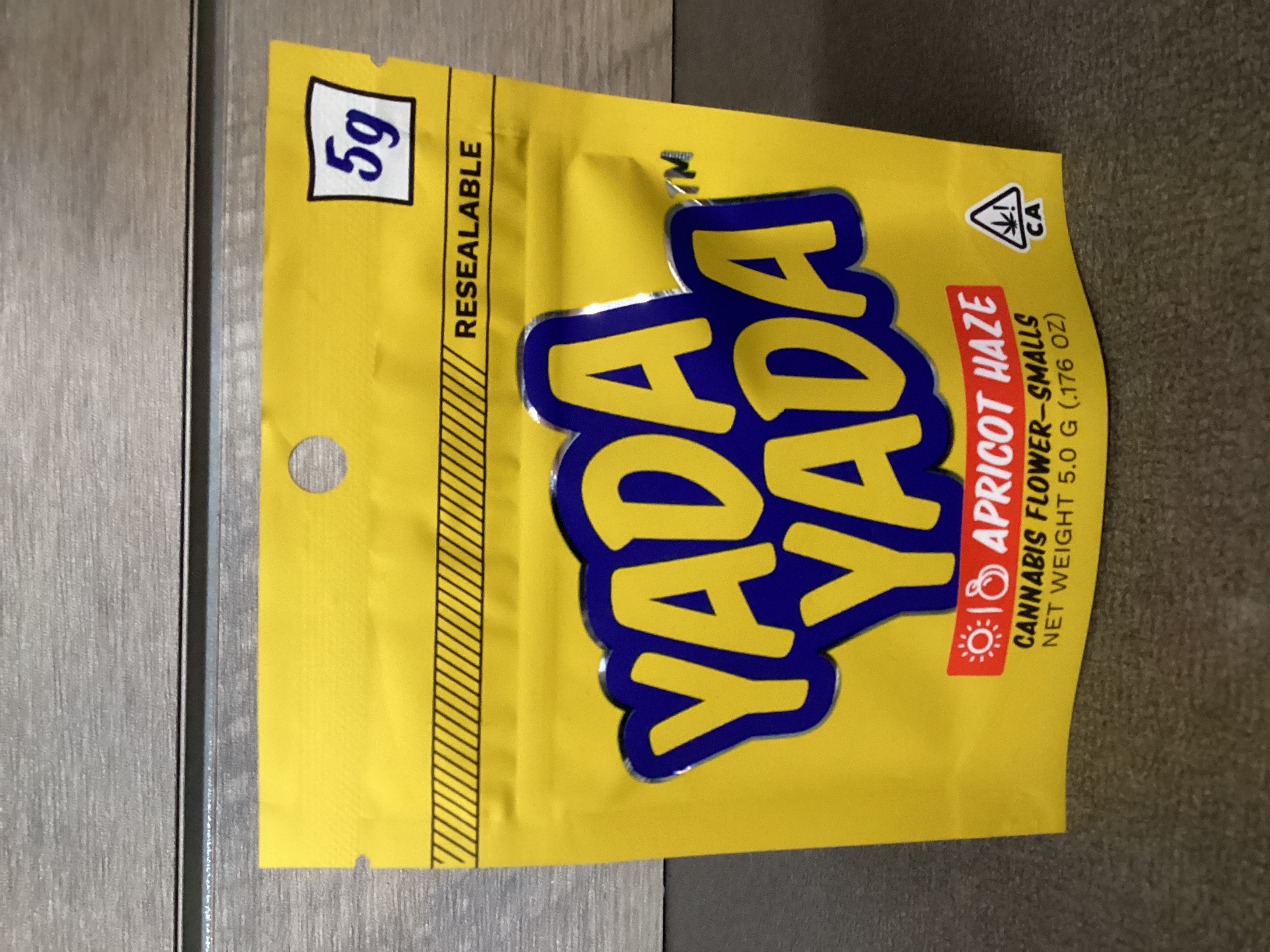 Photograph of product: YADA YADA - APRICOT HAZE SMALLS - 5g