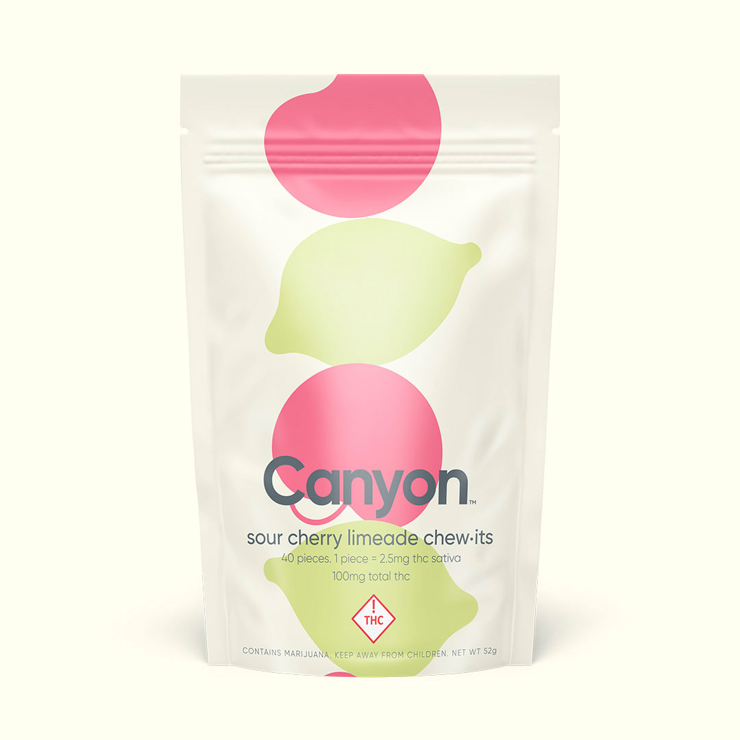 Photograph of product: Chew It | Gummies | Sour Cherry Limeade Oui'd (100mg)