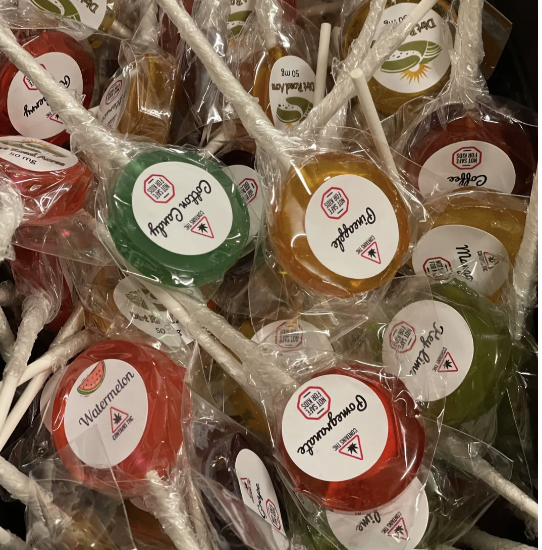 Photograph of product: DRA - Lollipops - 50mg