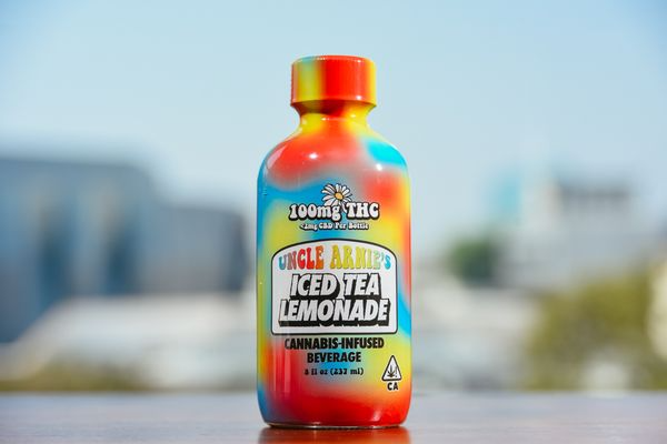 Photograph of product: Iced Tea Lemonade Bottle