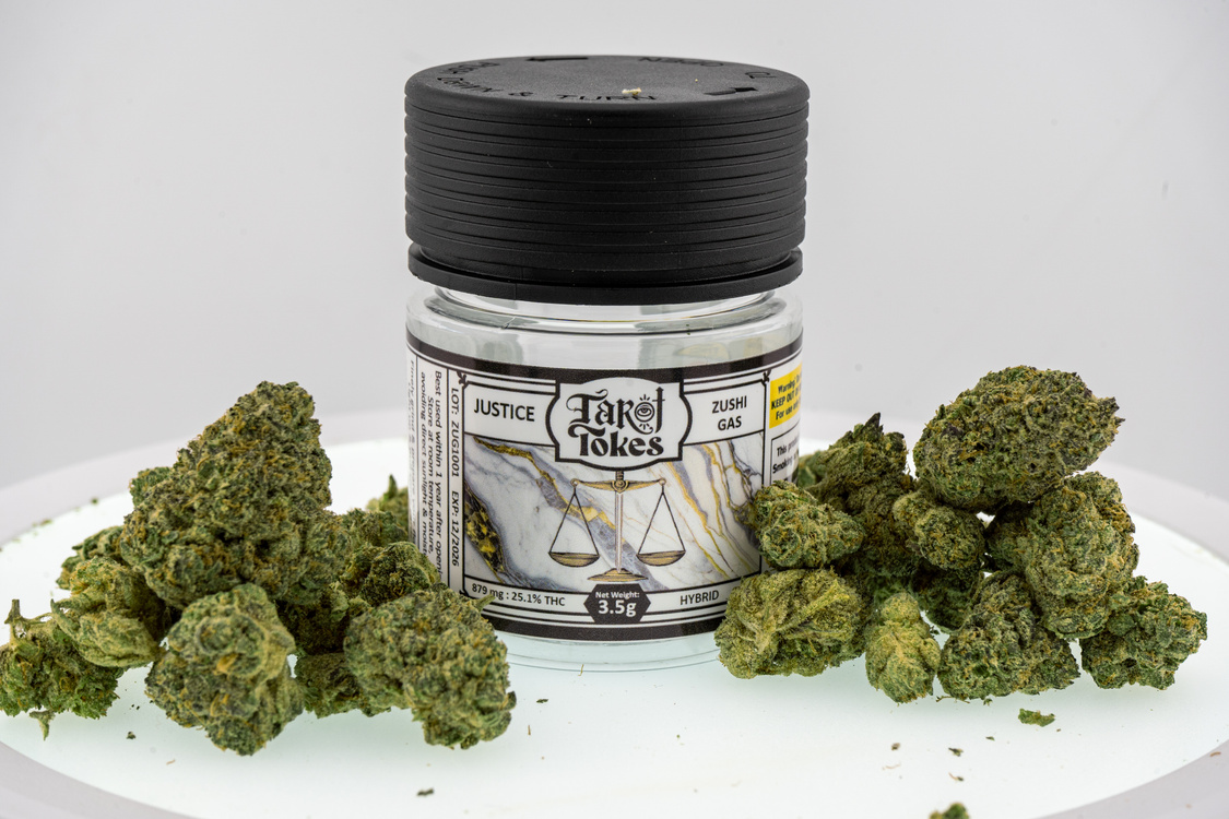 Photograph of product: Tarot Tokes | Zushi Gas | Hybrid - 3.5g