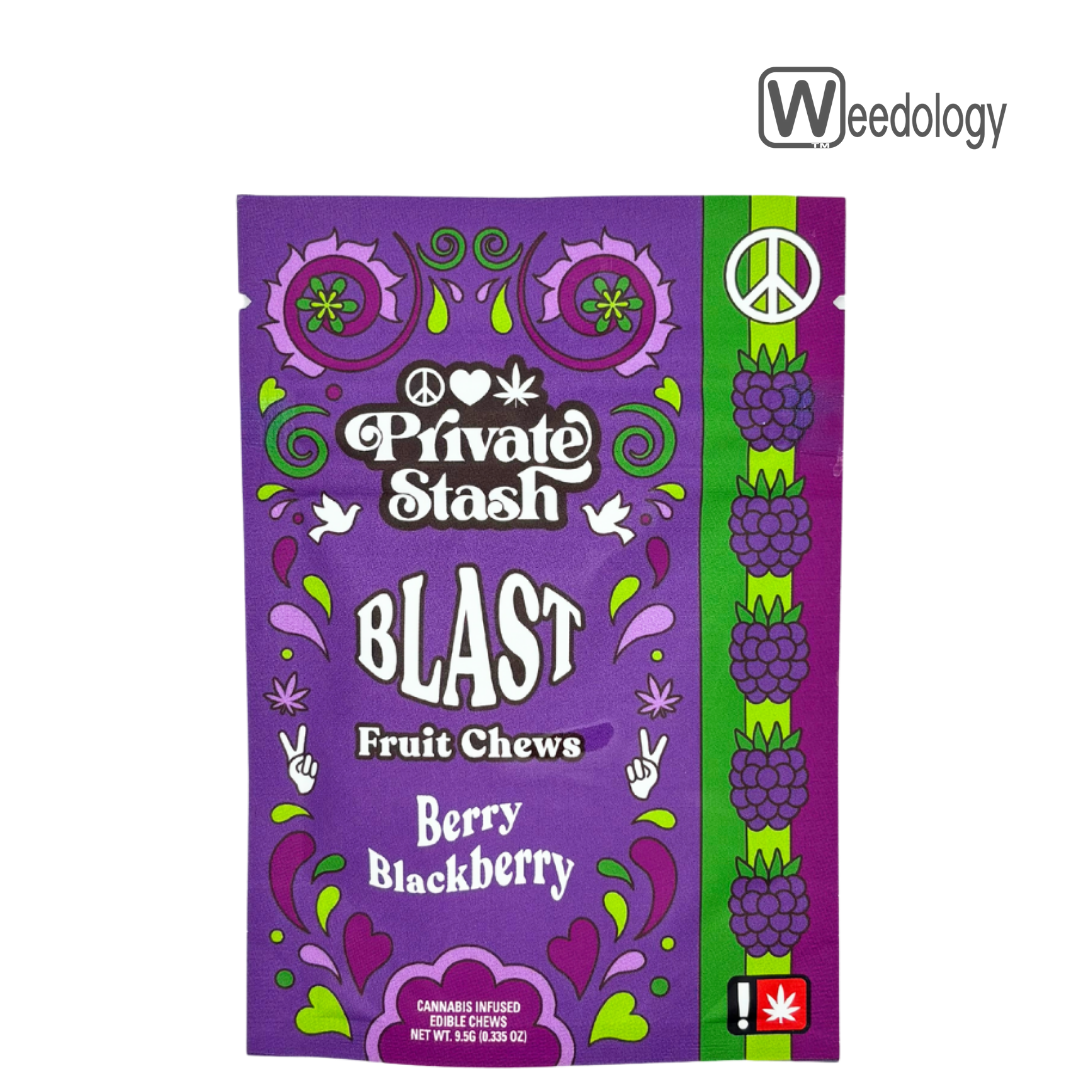 Photograph of product: Blast 2pk BERRY BLACKBERRY 100mg Fruit Chews