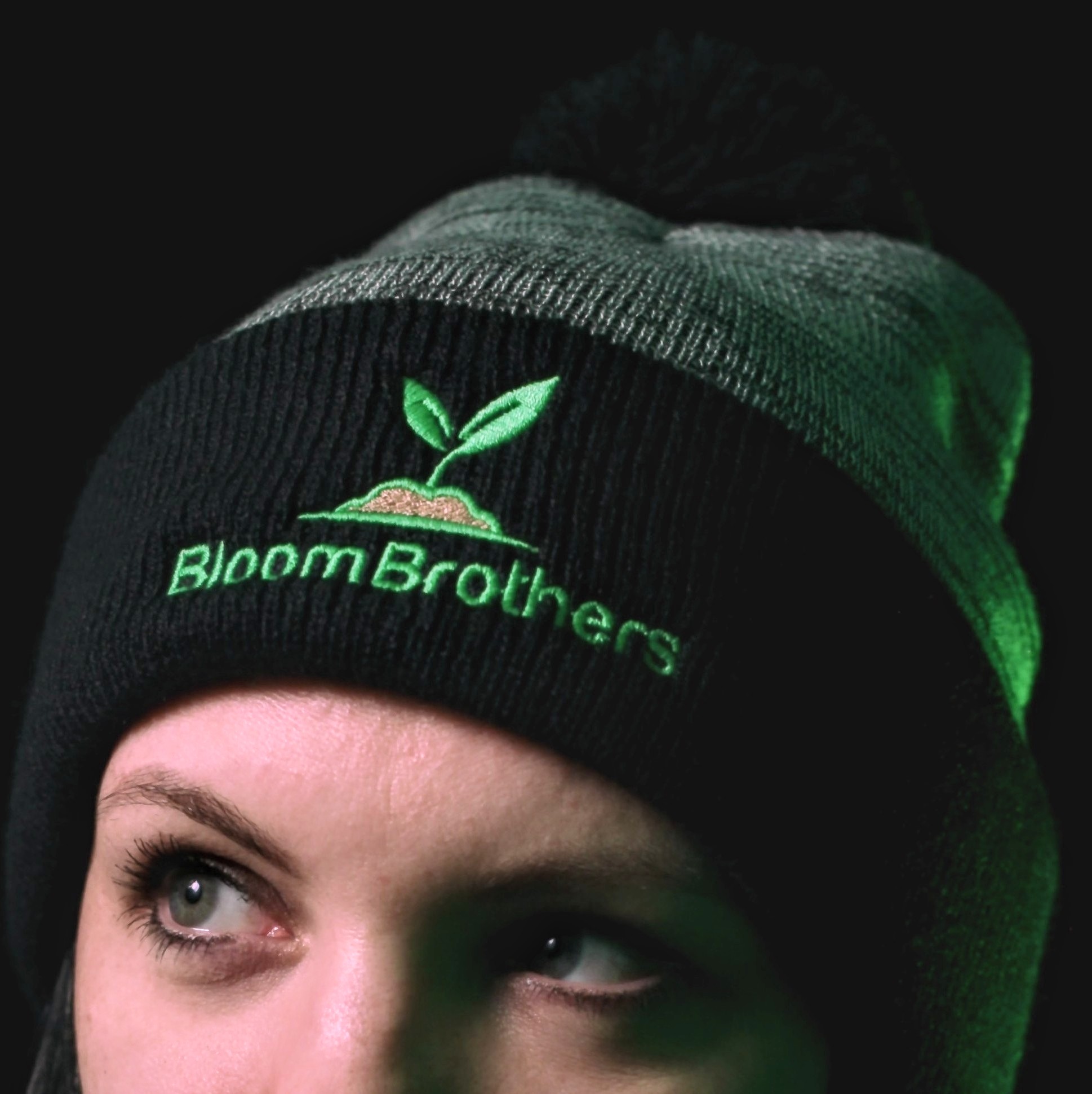 Photograph of product: Bloom Brothers Winter Beanie Hat (1 size fits all)