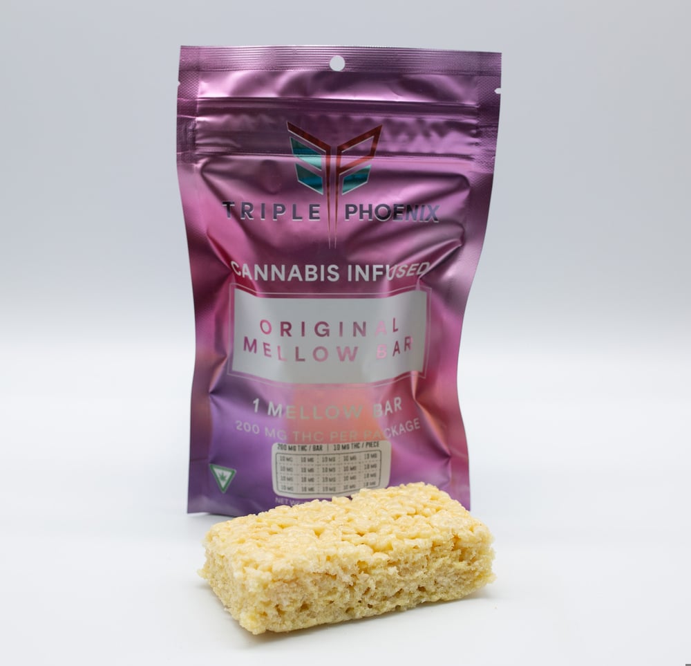 Photograph of product: Triple Phoenix | Marshmallow Bar 200mg