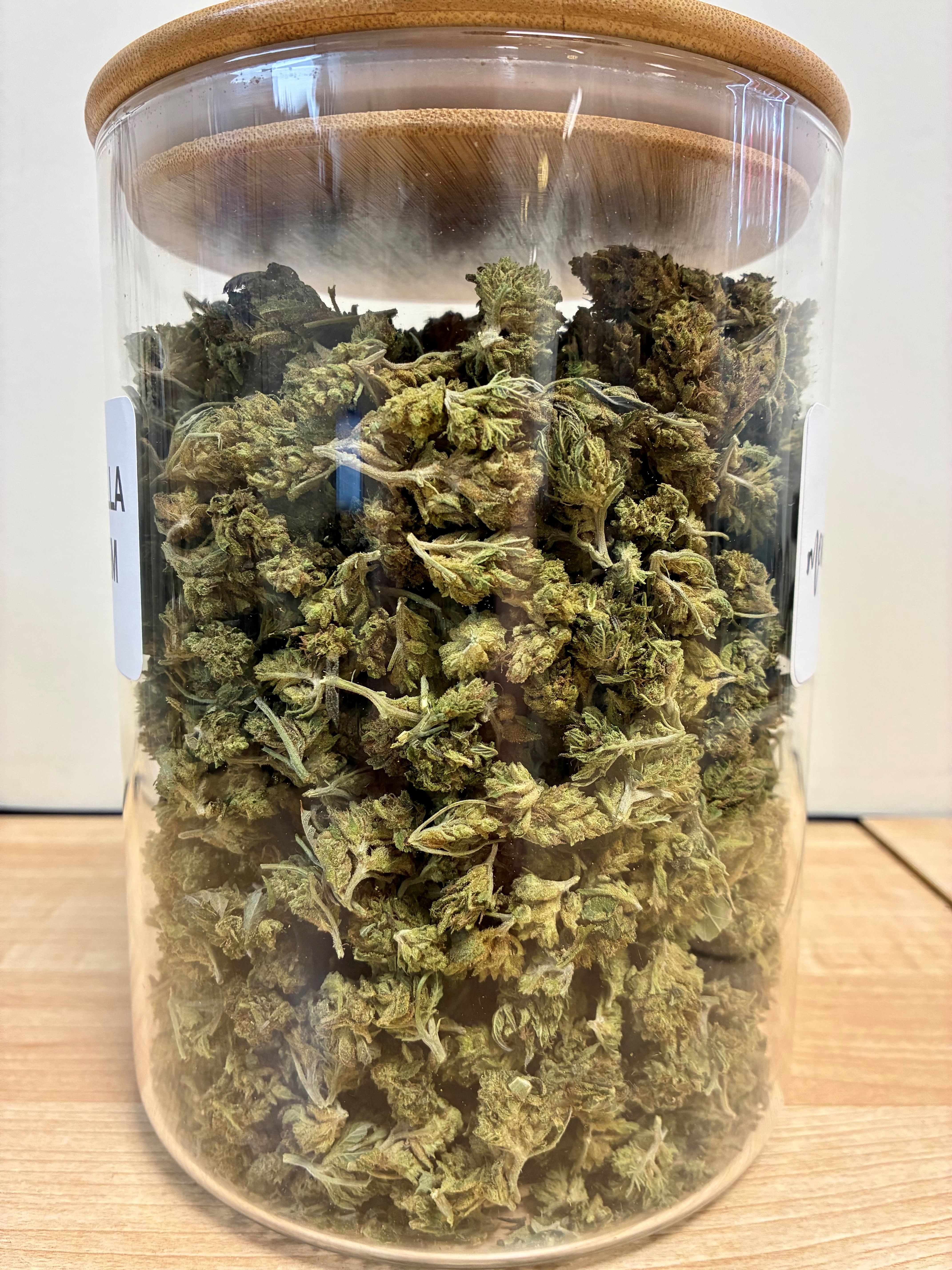 Photograph of Product: Mend Botanicals | Vanilla Chem "Smalls" | Bulk Flower - 2g