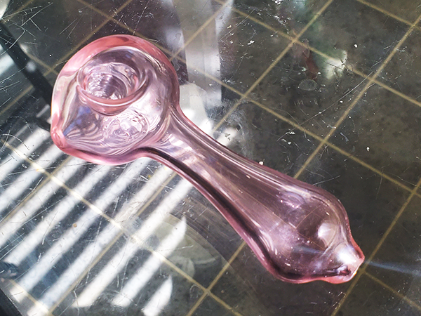 Photograph of product: CUSTOM BLOWN GLASS PIPE