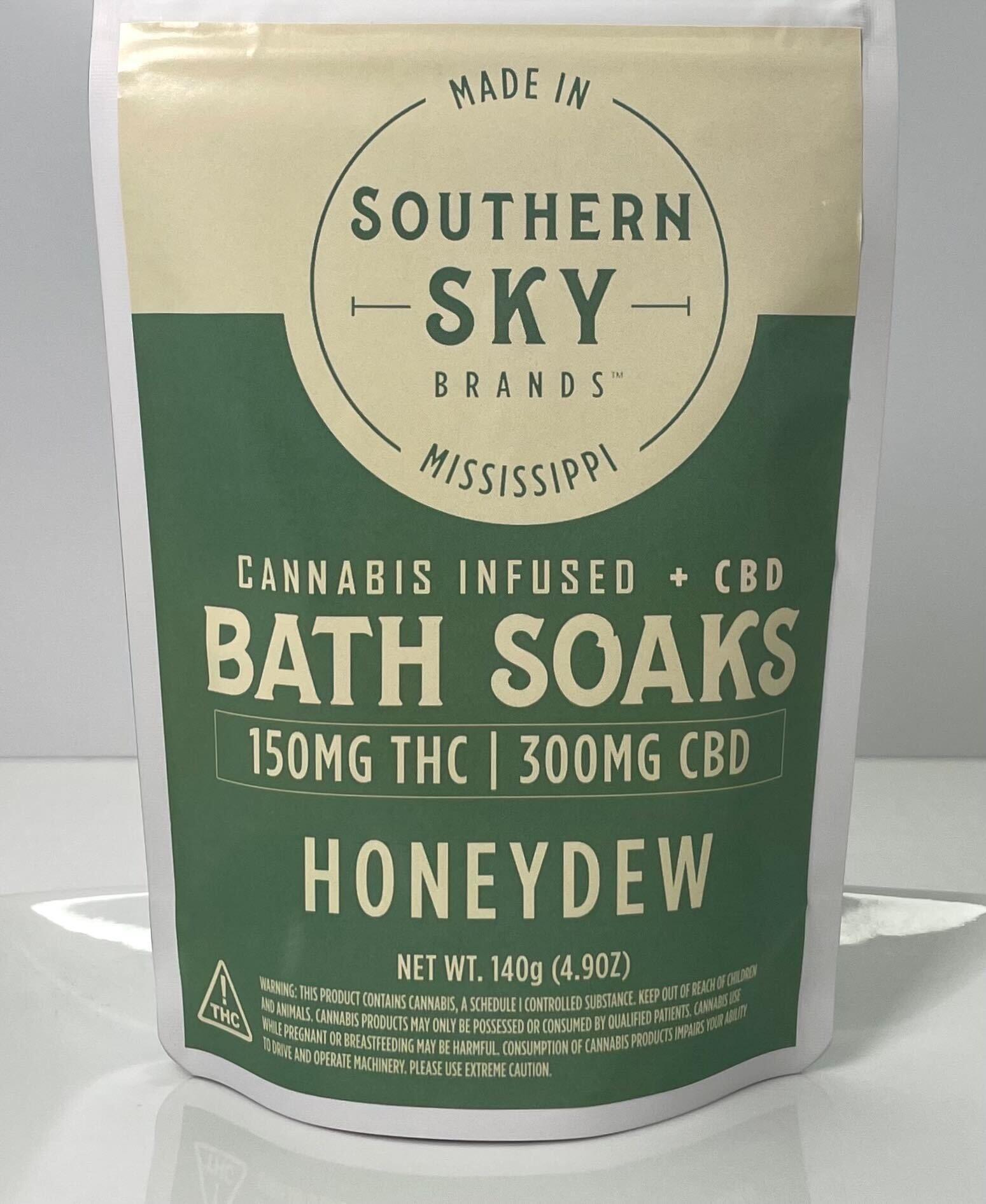 Photograph of product: Southern Sky | Honeydew Bath Soak