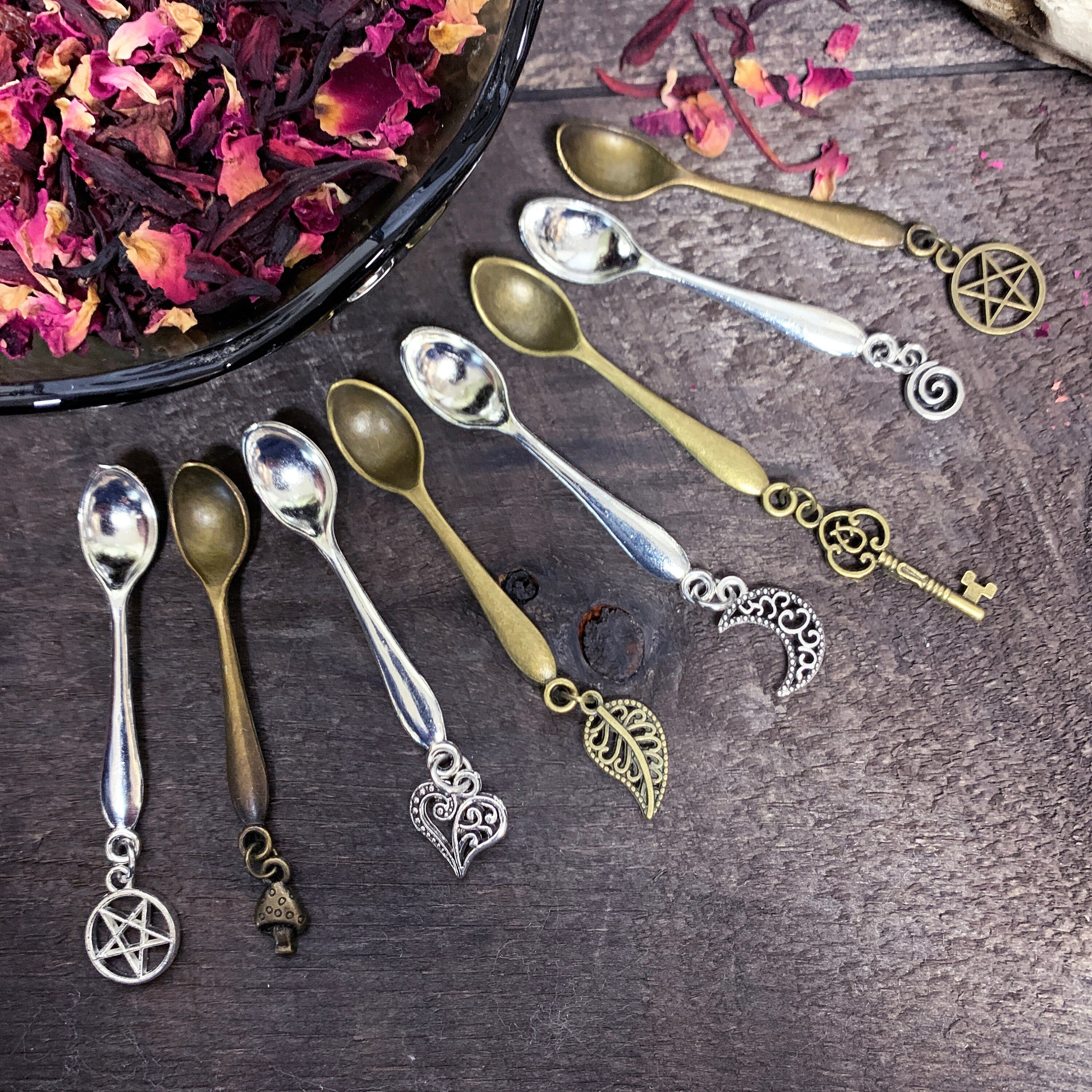Photograph of Product: Apex - Metal Dabber Spoon