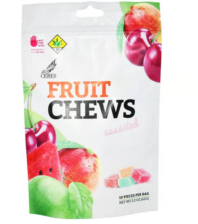 Photograph of product: Ceres Oui'd Assorted Fruit Chews 10pk 100mg