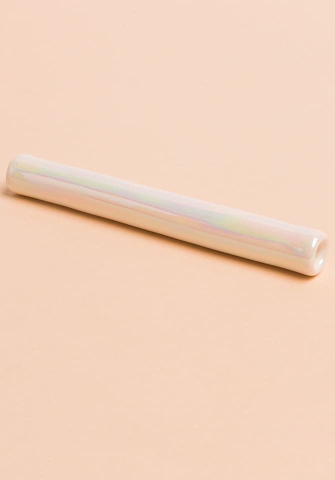Photograph of product: Le Pipe - Galactic White | House of Puff