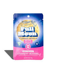 Photograph of product: Midnight Roots | Full Moon | Strawberry Milkshake | 200mg