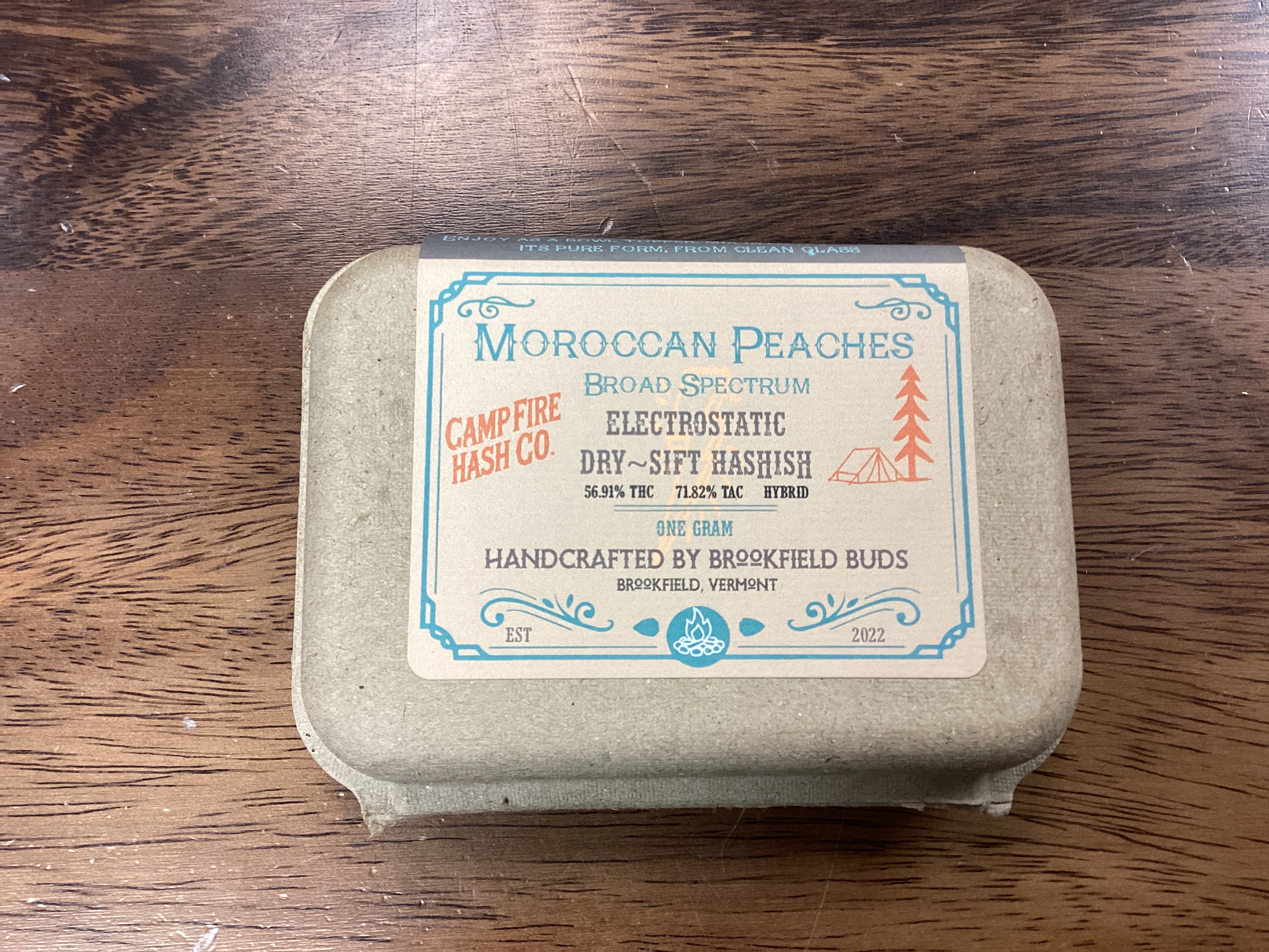 Photograph of product: Dry Sift Moroccan Peaches au chocolat