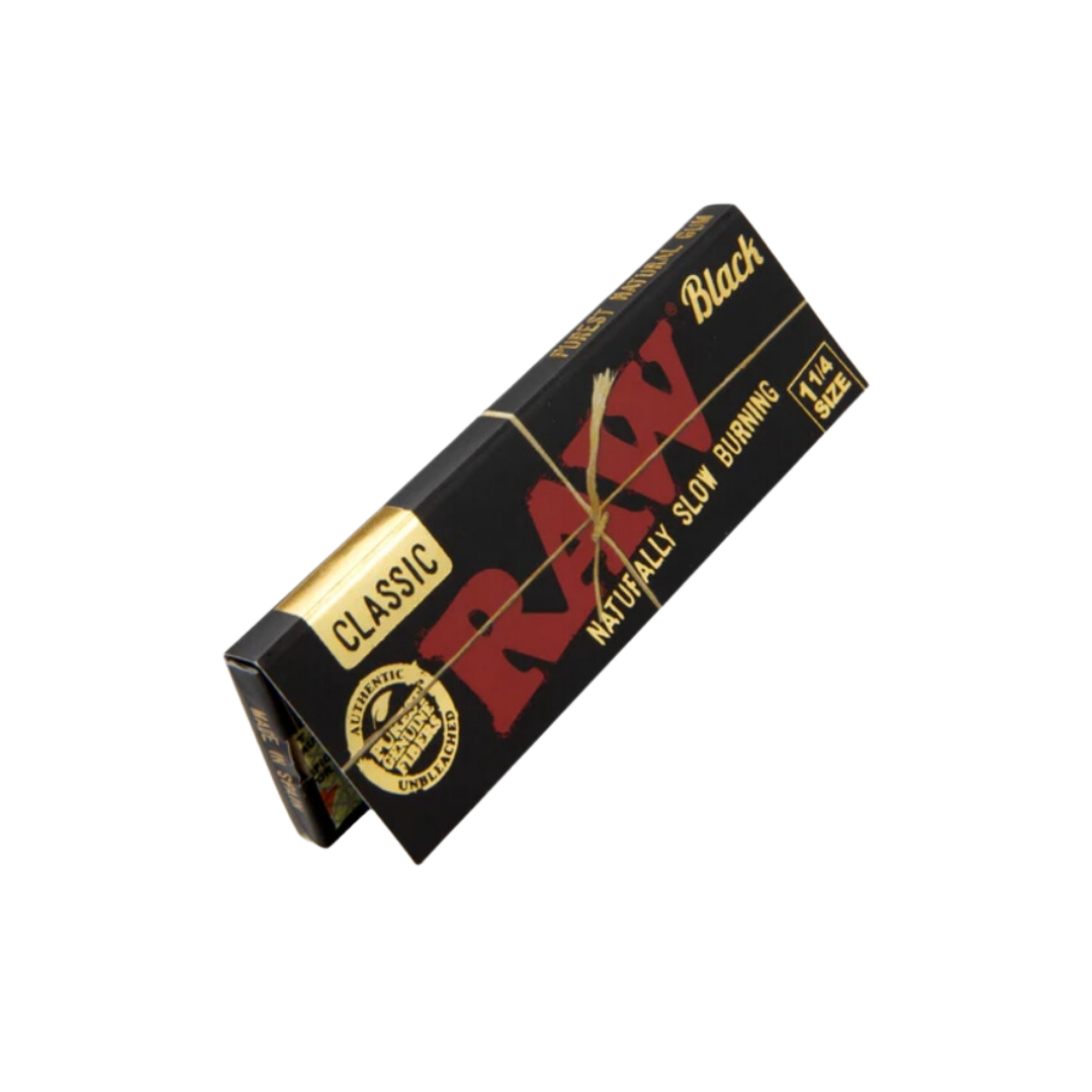 Photograph of product: Raw | Black Classic Papers 1 1/4