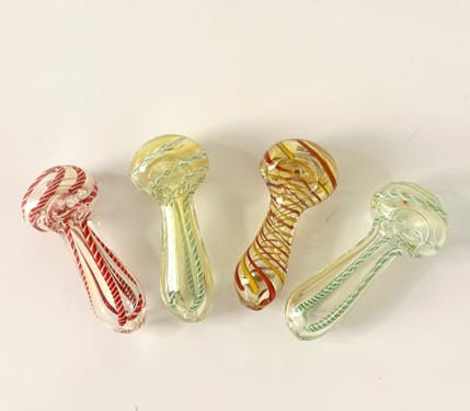 Photograph of product: H3 3.5" Colorful Swirl Design Hand Pipe